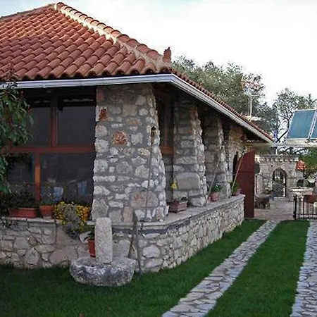 Апартаменты Dogis Retreat