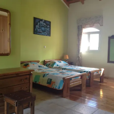 Dogis Retreat דירה